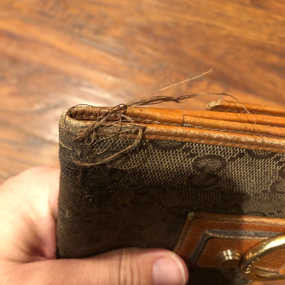 Authentic Gucci D Ring Monogram Bifold Wallet - image 5